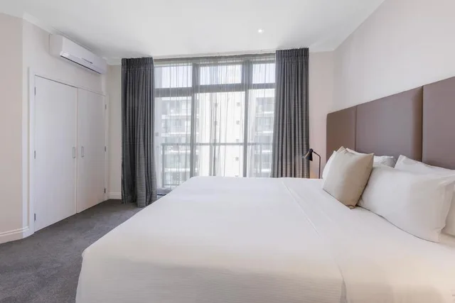 غرفة غراند بريميير بشرفة بغرفة نوم واحدة، Adina CityLife Auckland 1/5