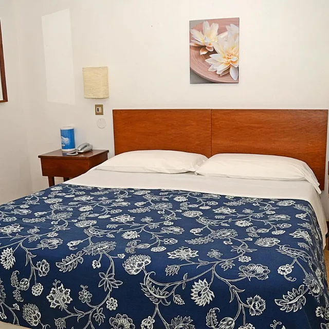 غرفة بسرير مزدوج أو سريرين منفصلين بشرفة، Hotel Kinda 2/3