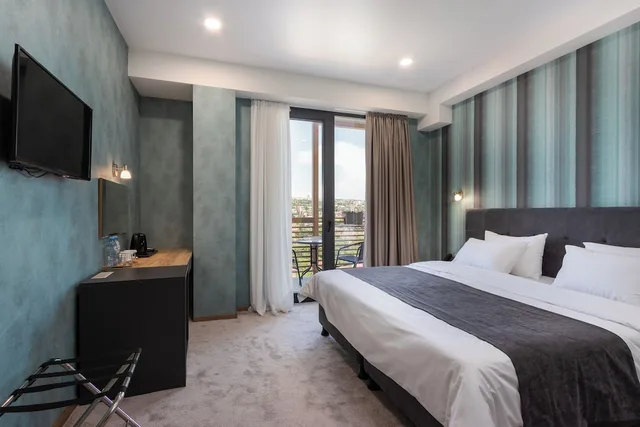 غرفة سوبيريور بسرير كوين بشرفة، Brooch Boutique Hotel 8/10