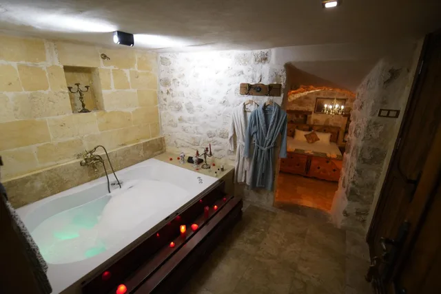 غرفة عائلية بحوض استحمام، Babil Antique Hotel 10/10