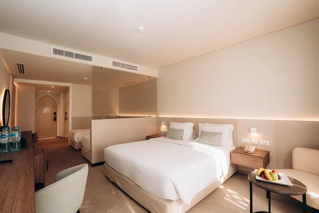 Comfort, Deluxe, King Bed, Reef Oasis Beach Resort 5/10