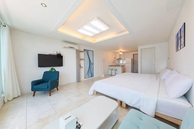 Beach, 2 Double Beds، Melodia Pension 8/10