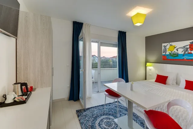 غرفة قياسية بسرير كينج، Villa Liburnum 1/8