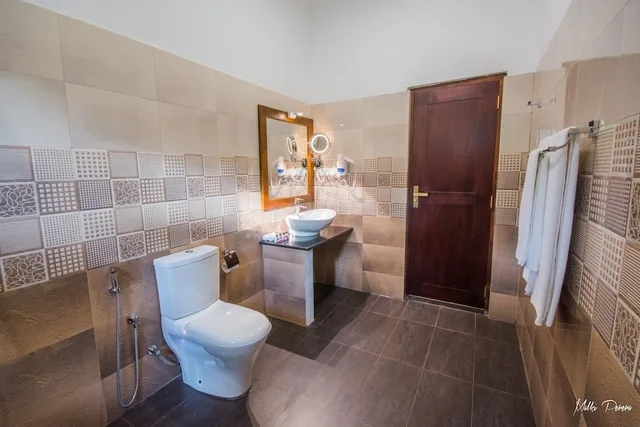 Deluxe, King Bed, Pool Deck، Oreeka Hotel 5/7