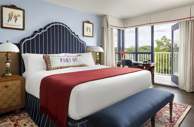 Suite, King Bed, Graduate by Hilton Dallas 1/3