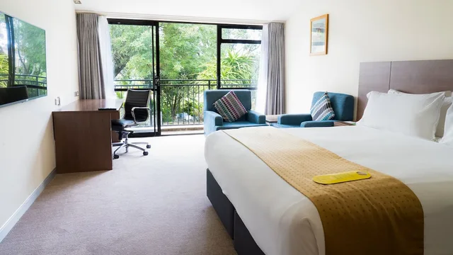 غرفة قياسية بسرير كينج، Holiday Inn Auckland Airport 6/10