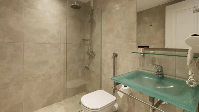 Superior, Triple, 3 Beds, Nami Hotel & Suites 5/5