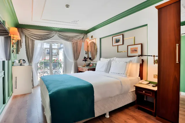 Superior, Double or Twin Bed, Balcony, Orient Express Hotel Spa 1/1