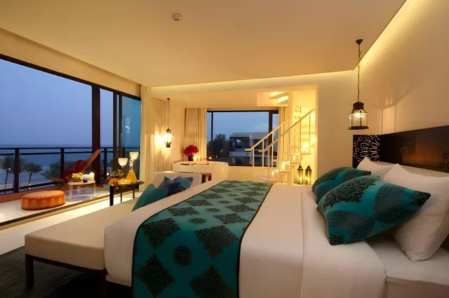 Celestial, Suite, King Bed, Marrakesh Hua Hin Resort And Spa 1/2