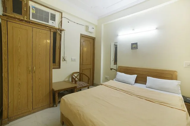 غرفة قياسية، HOTEL LANDMARK 1/2