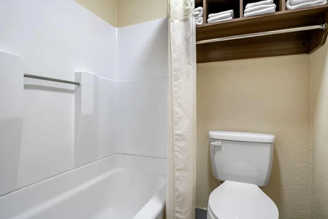 غرفة رباعية بسريرين كوين، Quality Inn San Angelo 3/3