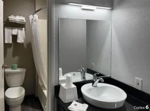 غرفة بسرير كينج بمطبخ، Studio6 Little Rock, AR - South 5/8