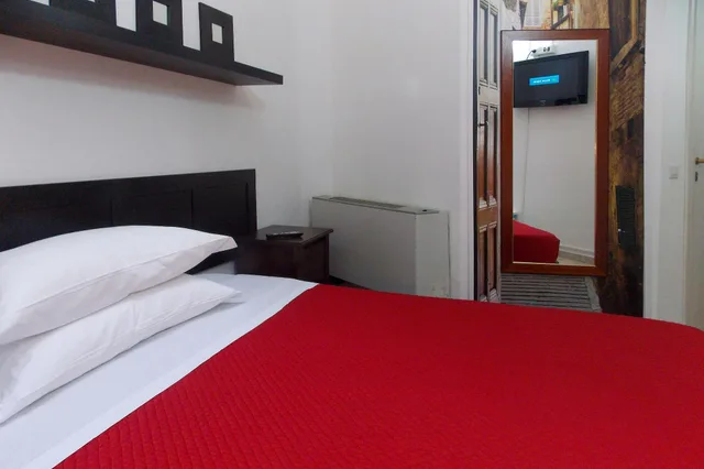Room, Double or Twin Bed, Colours 1/4