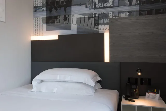 غرفة صغيرة بسرير مزدوج، iQ Hotel Milano 1/3