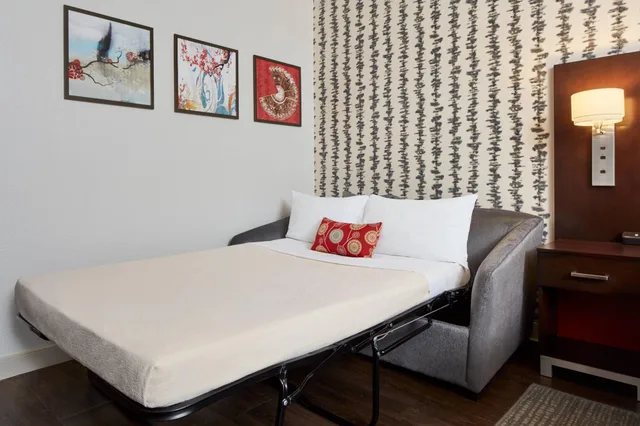 غرفة تنفيذية بسرير كينج، Fairfield Inn & Suites Washington, DC/Downtown 1/3