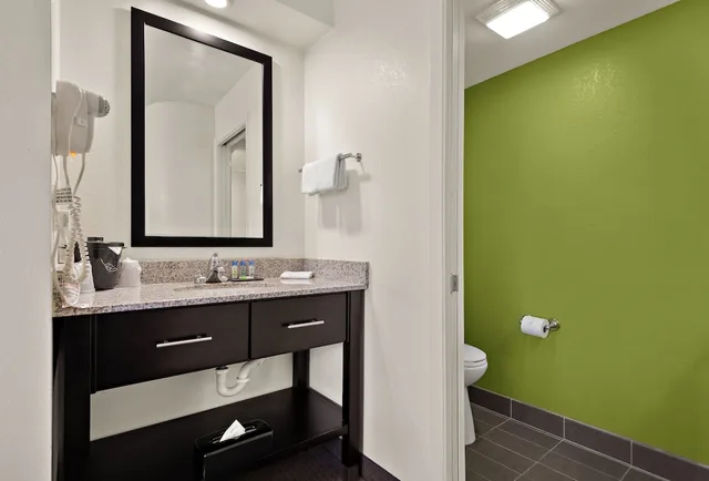 غرفة قياسية بسريرين كوين، Spot X Hotel Wesley Chapel - Tampa Area 4/5