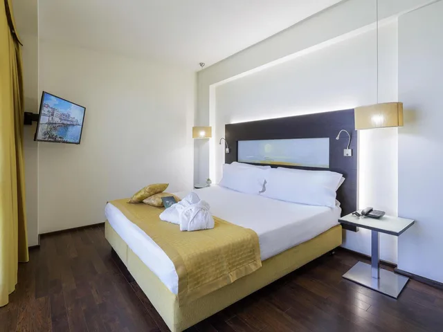 غرفة ديلوكس بسرير كينج، Mercure Siracusa Prometeo 3/7