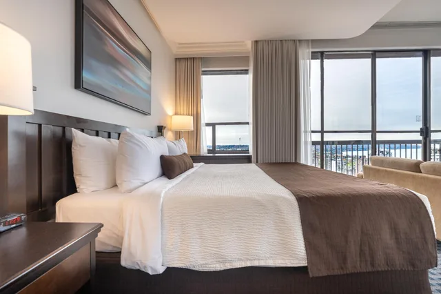Penthouse Suite، Century Plaza Hotel & Spa 1/2