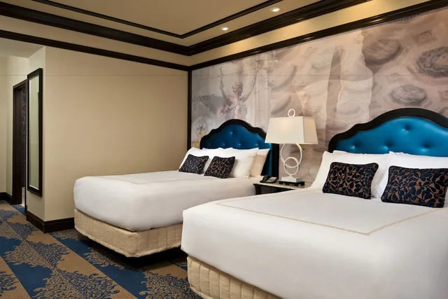 Deluxe, 2 Queen Beds, Bathtub, Saratoga Casino Hotel 2/3