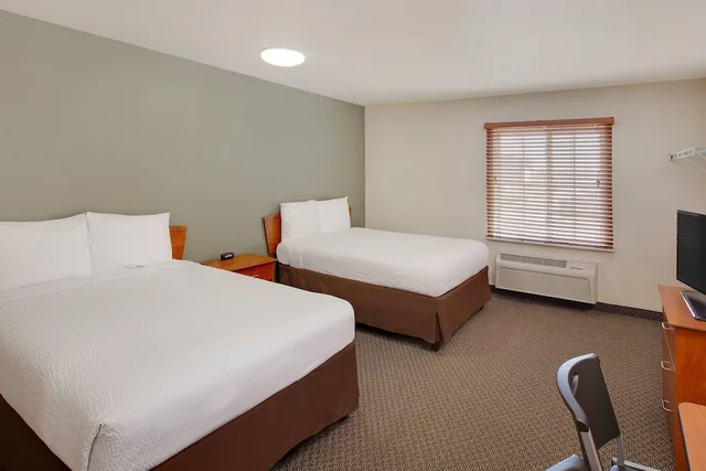 غرفة قياسية بسريرين مزدوجين، WoodSpring Suites Houston I-10 West 2/6