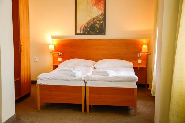 جناح جونيور بسرير كينج، Hotel Praha Liberec 2/10