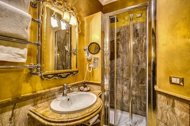 Economy, Double or Twin Bed, Romanico Palace Luxury Hotel & Spa 6/6