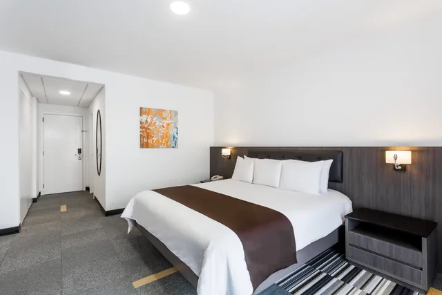 غرفة سوبيريور بسرير مزدوج، Wyndham Costa del Sol Lima Airport 1/3