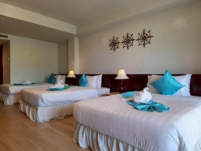 Superior, Triple, Smile Samui Chaweng Beach Resort 6/10