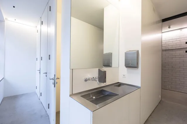Standard, Sextuple, Shared Bathroom، Youth Hostel Basel 1/2