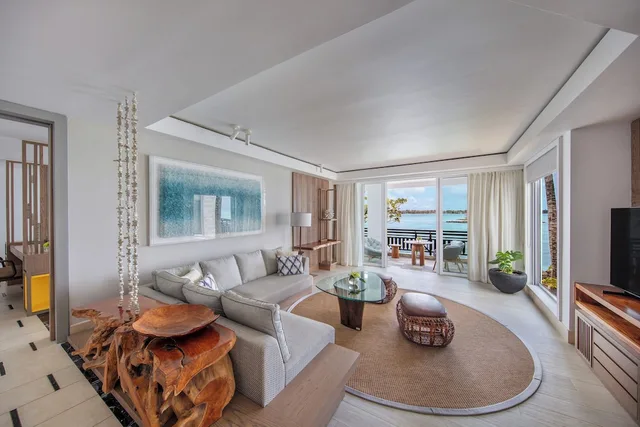 جناح سيغنتشر بسرير كينج بإطلالة على البحر، Shangri-La Le Touessrok, Mauritius 4/7