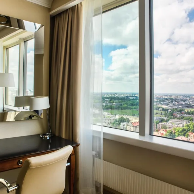 غرفة ديلوكس بسرير كينج في طابق مرتفع، Warsaw Presidential Hotel 4/7