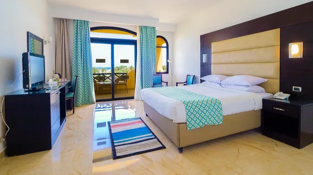 Superior, Double Bed, Blend Elphistone Resort Marsa Alam 4/8