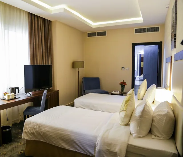 غرفة سوبيريور بسرير مزدوج أو سريرين منفصلين، The Town Hotel Doha 1/5