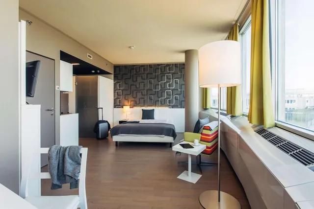 استوديو بسرير كوين، harrys home Wien Millennium Tower 4/7