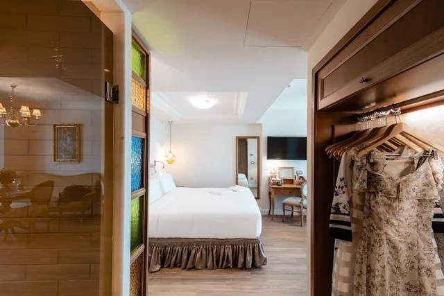 جناح إليت بسرير كينج بإطلالة على البحر، Metaxa Hotel, Urban Boutique Living 8/8