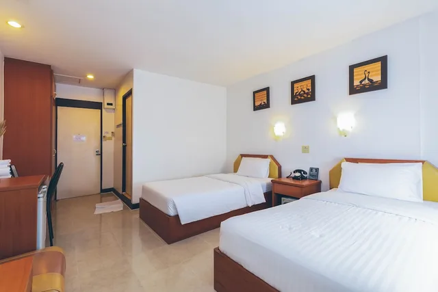 غرفة قياسية بسريرين منفصلين، Atlas Bangkok Hotel 1/6