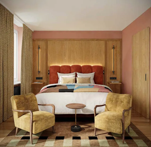 Comfort, Double Bed, Hotel Alpina Luzern 1/2