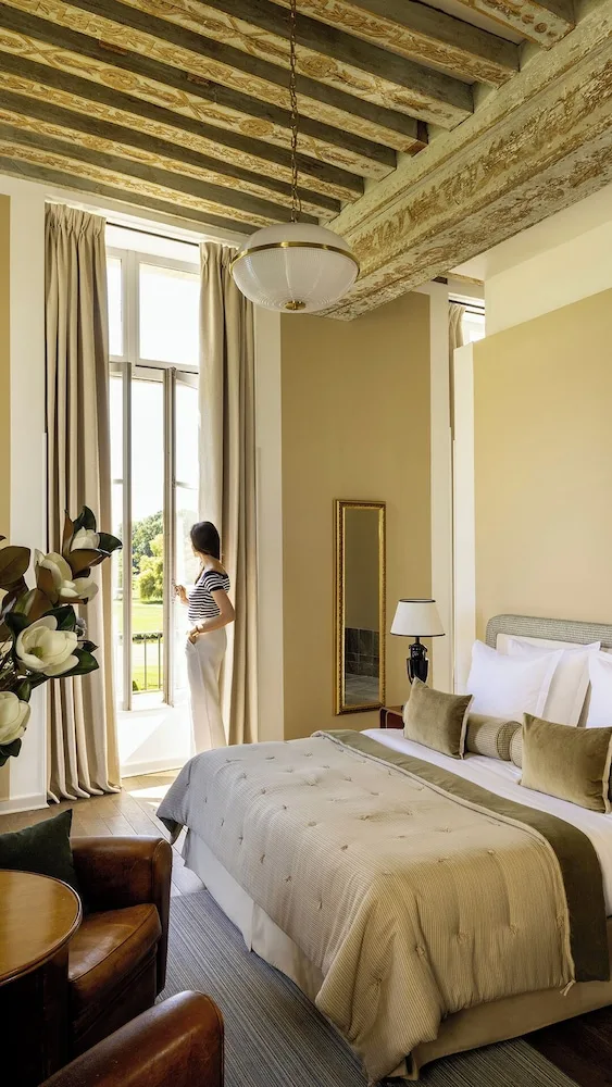 Junior Suite, Double Bed, Sofa, Chateau Golf & Spa D'augerville 2/7
