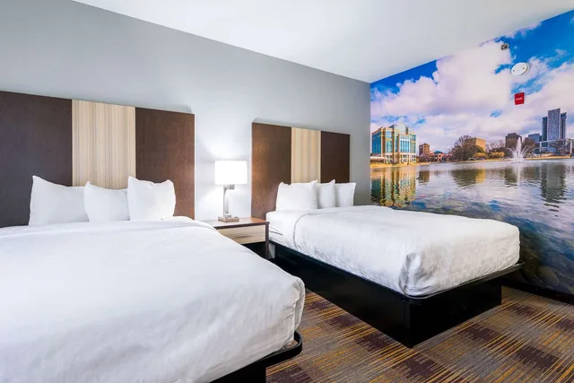 غرفة بسريرين كوين، Clarion Pointe Madison-Huntsville 2/3