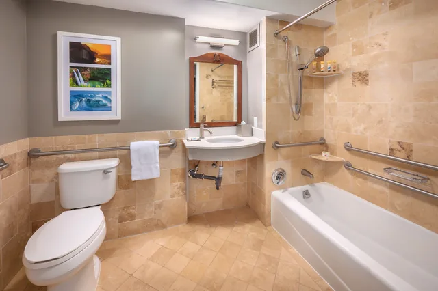 Premium, 2 Double Beds, Pool and Ocean View, Accessible، OUTRIGGER Kauai Beach Resort & Spa 5/6