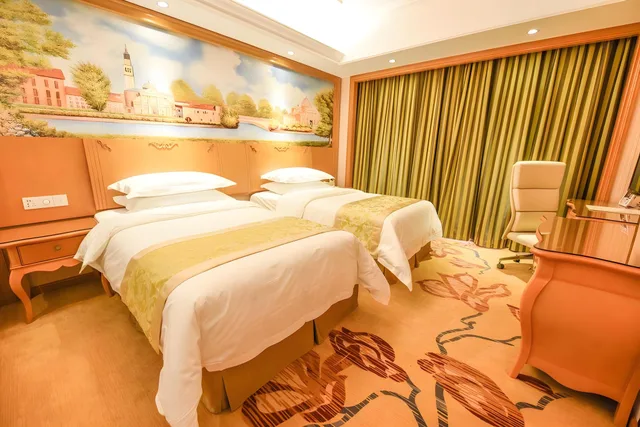 غرفة سوبيريور بسريرين منفصلين، Vienna Hotel (Shanghai Meilan Lake Metro Station) 1/1
