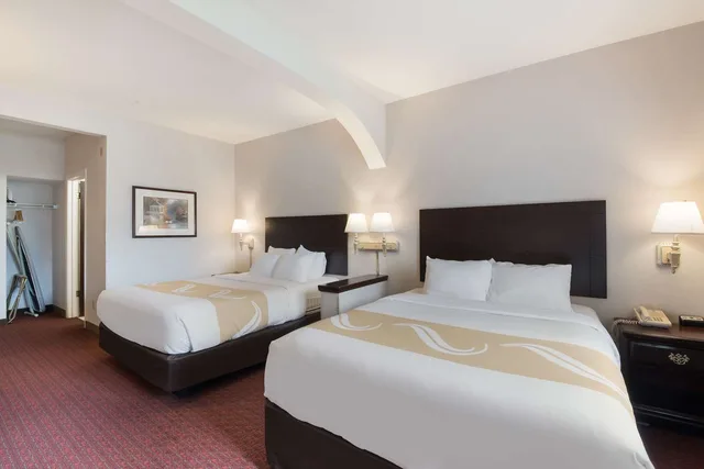 جناح بسريرين كوين، Quality Inn Grand Suites Bellingham 1/4