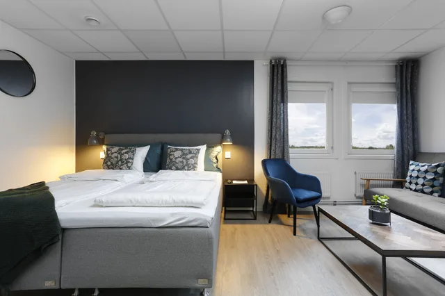جناح جونيور بسرير كينج، First Hotel Vindeus 1/3