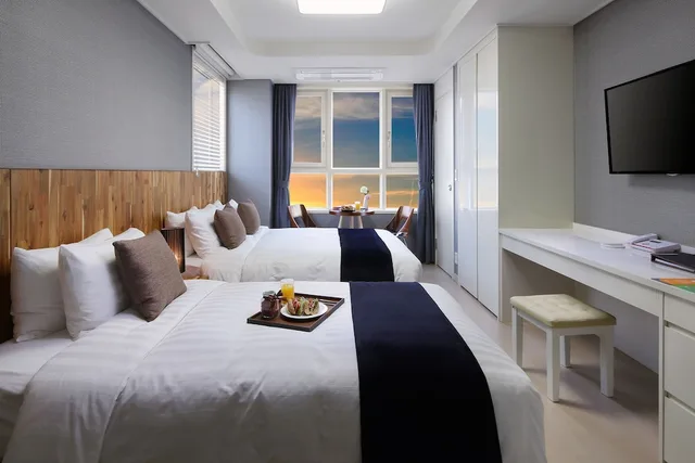 غرفة عائلية بسرير كوين وسرير فردي، Ever8 Serviced Residence 1/8