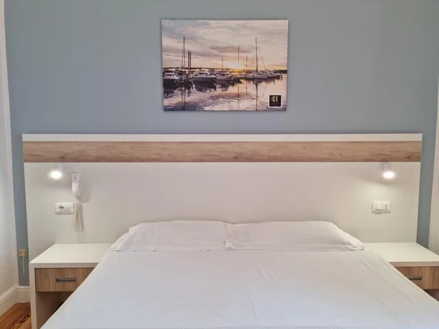 Room, Double or Twin Bed, Hotel Canali, Portofino Coast 8/10