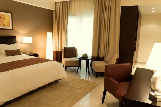 غرفة ديلوكس بسرير كينج لغير المدخنين، Villaggio Hotel and Resort Abu Dhabi 10/10
