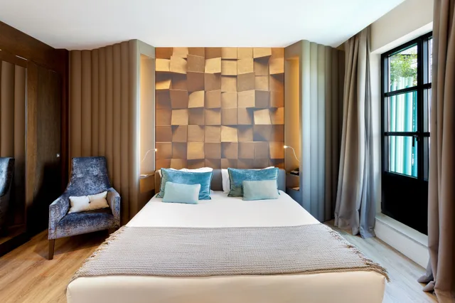 Condal, Queen Bed, Paseo De Gracia View, Condes de Barcelona 1/5