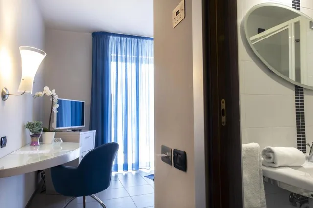 Standard, Single, Double Bed, Hotel Kore 4/4