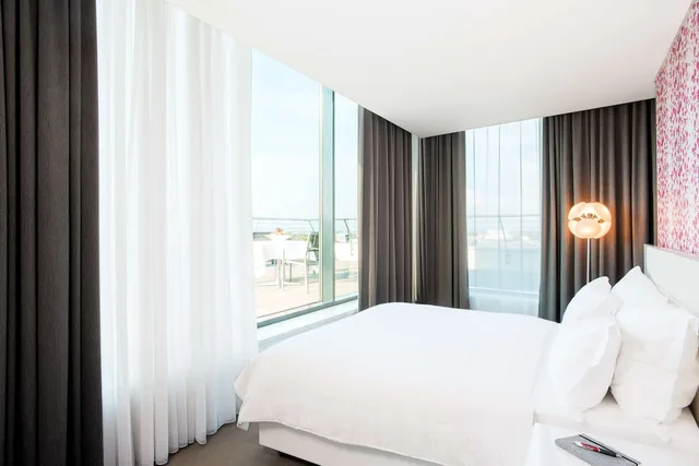 جناح بسريرين منفصلين، Nh Bratislava Gate One 4/8