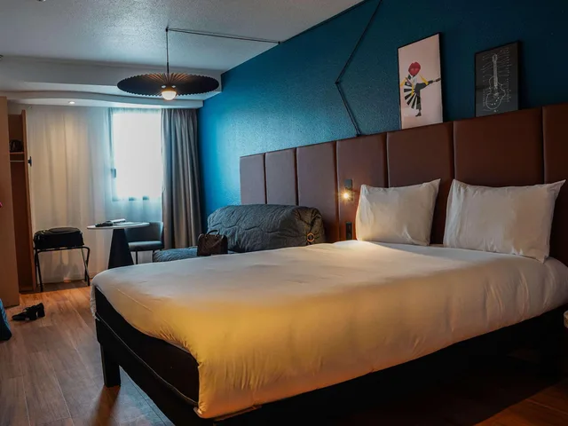 Standard, Double Bed, Port View، Ibis Bayeux Port En Bessin 3/8
